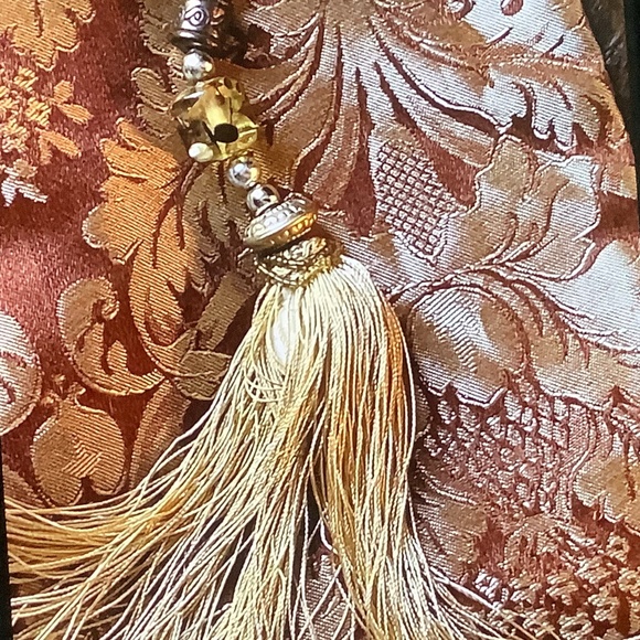 IMAN Faux Fur - Picture 1 of 5